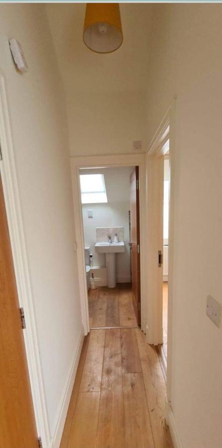 Charming 1-Bed Loft In Caerleon Daire Newport  Dış mekan fotoğraf